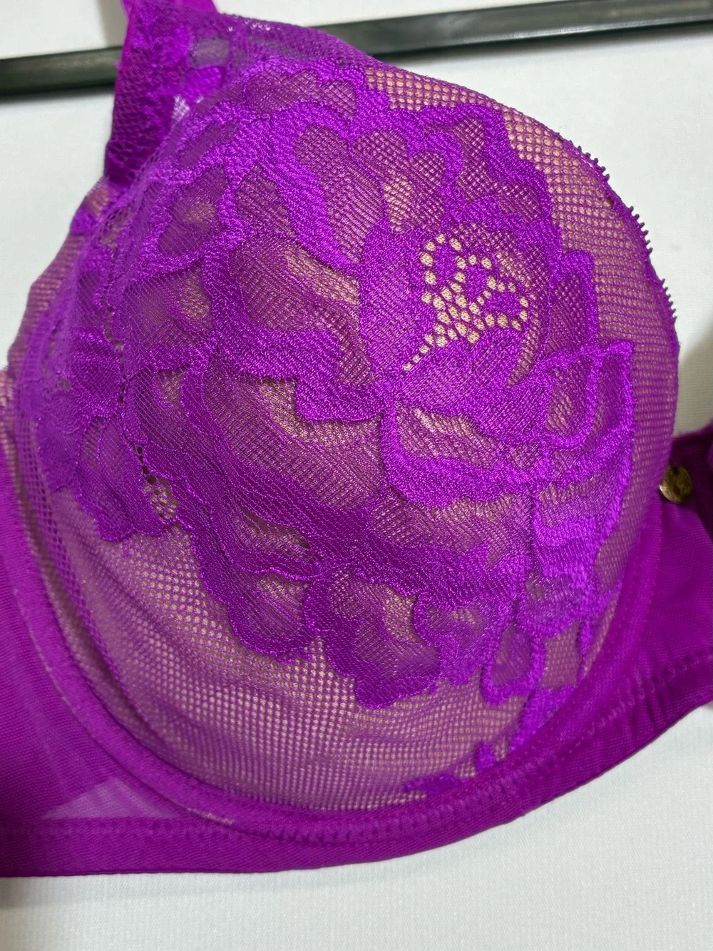 Natori Underwire Bra in Bright Magenta